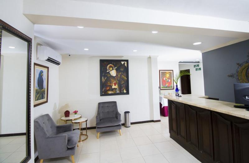 Hotel Sirari By Regina Santa Cruz de La Sierra Εξωτερικό φωτογραφία